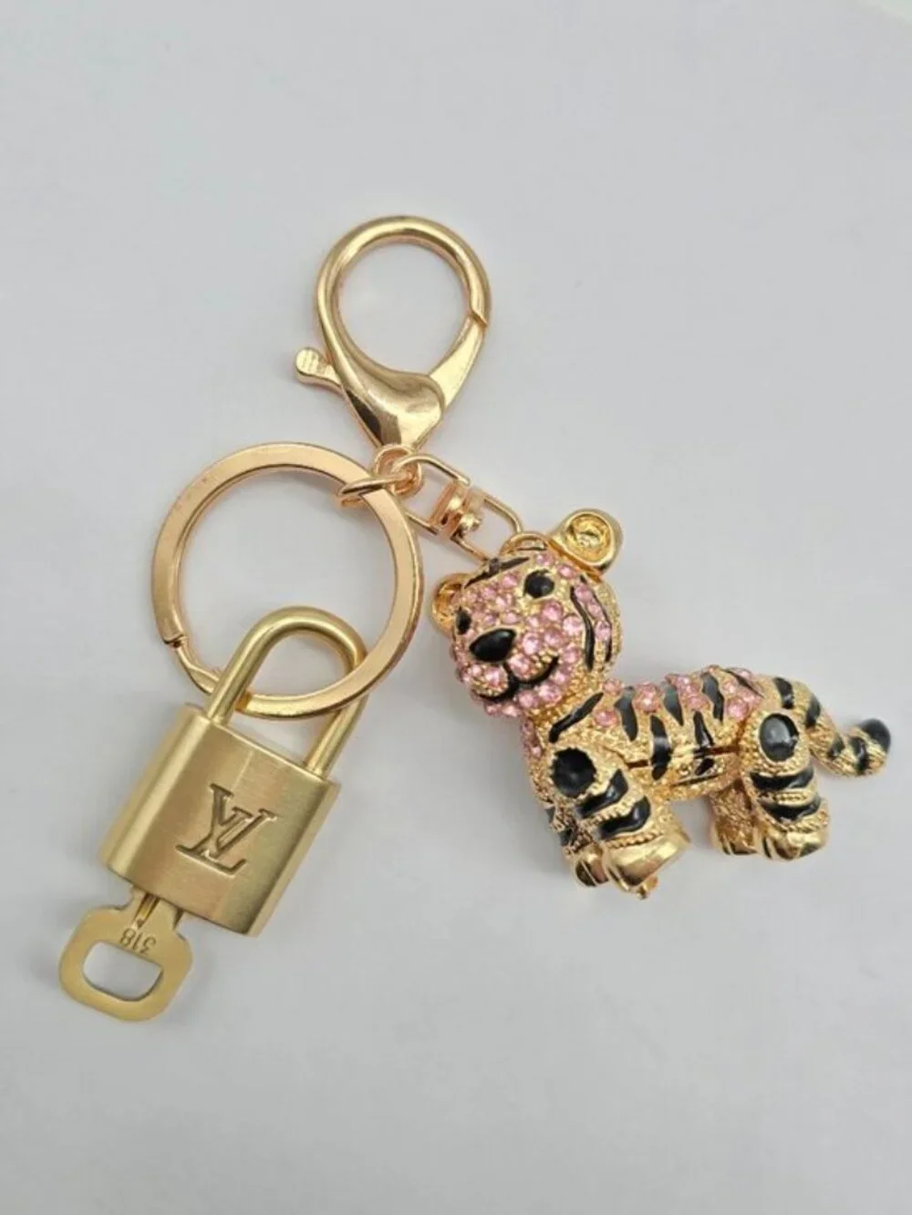 Louis Vuitton Authentic Gold Padlock 🔑 Key + Stylish Unbranded Lion Bag Charm